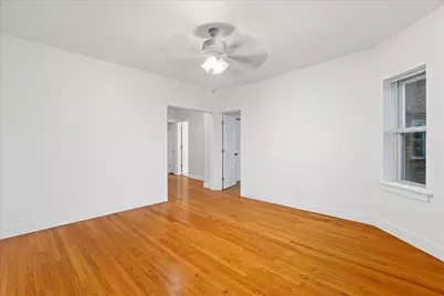 4055 N Spaulding Avenue #3, Chicago, IL 60618 - Photo 11