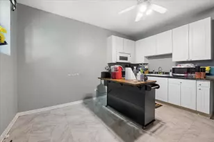 3128 W Warren Blvd, Chicago, IL 60612 - Photo 5