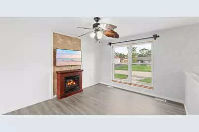 9417 Hawthorne Avenue, Mokena, IL 60448 - Photo 3