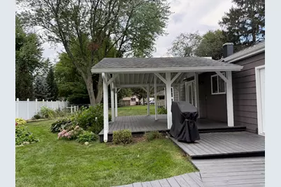 303 Lee Court, Crystal Lake, IL 60014 - Photo 15