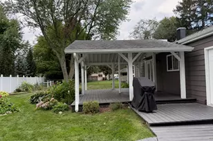 303 Lee Ct, Crystal Lake, IL 60014 - Photo 15