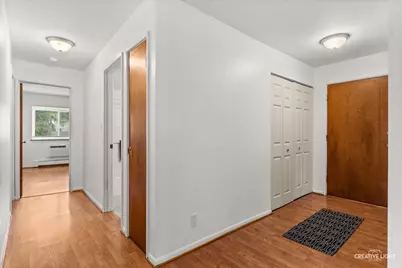 1321 S Finley Road #212, Lombard, IL 60148 - Photo 3