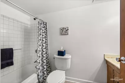 1321 S Finley Road #212, Lombard, IL 60148 - Photo 11