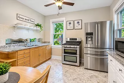 3657 N Hermitage Avenue, Chicago, IL 60613 - Photo 11