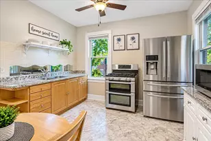 3657 N Hermitage Ave, Chicago, IL 60613 - Photo 11