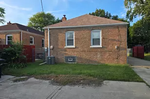 731 W 129th Pl, Chicago, IL 60628 - Photo 3