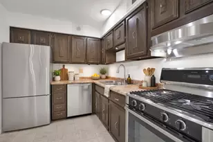5501 Carriage Way Dr, Rolling Meadows, IL 60008 - Photo 5