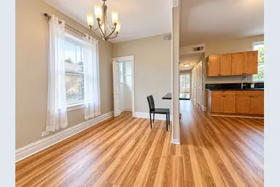 3347 S Emerald Avenue #2, Chicago, IL 60616 - Photo 11