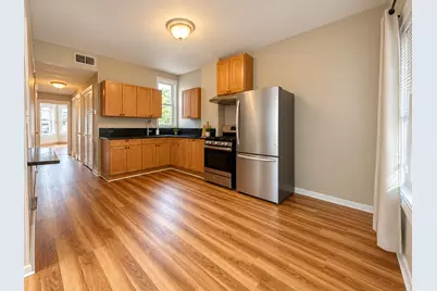 3347 S Emerald Avenue #2, Chicago, IL 60616 - Photo 9