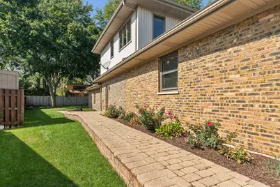 7202 Gold Grove Place, Darien, IL 60561 - Photo 51