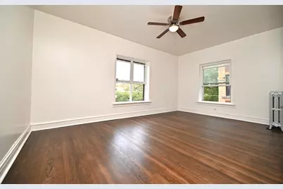 959 E 61st Street #2, Chicago, IL 60637 - Photo 3
