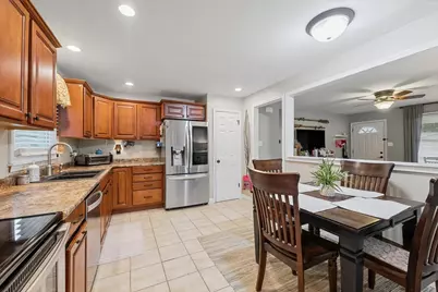 2201 Clover Lane, Champaign, IL 61821 - Photo 11