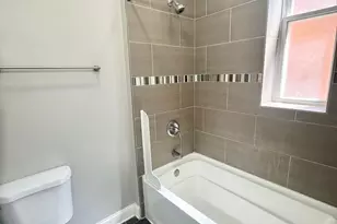 1429 N Fairfield Ave, Chicago, IL 60622 - Photo 7