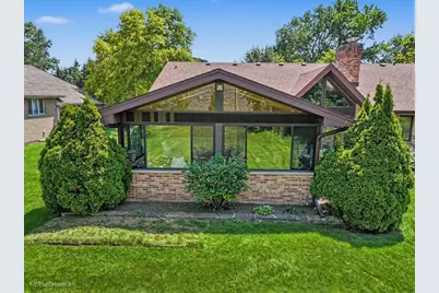 254 Wood Glen Lane, Oak Brook, IL 60523 - Photo 47