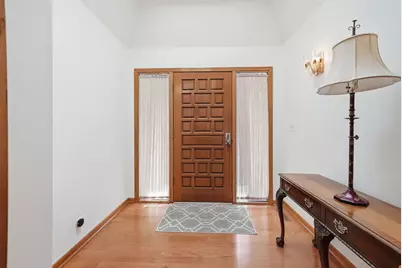254 Wood Glen Lane, Oak Brook, IL 60523 - Photo 19