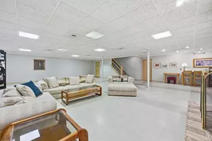 254 Wood Glen Ln, Oak Brook, IL 60523 - Photo 39