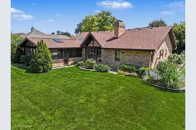 254 Wood Glen Lane, Oak Brook, IL 60523 - Photo 49