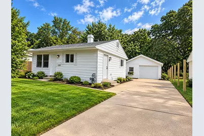 63 Sparrow Road, Carpentersville, IL 60110 - Photo 1