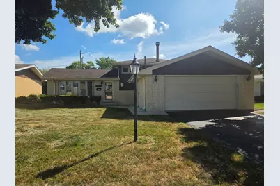 10715 S Nordica Avenue, Worth, IL 60482 - Photo 1