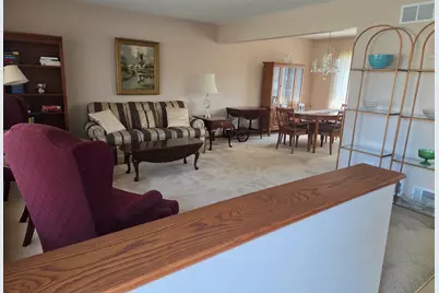 10715 S Nordica Avenue, Worth, IL 60482 - Photo 3