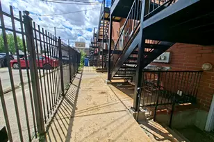 2449 W Lexington St, Chicago, IL 60612 - Photo 13