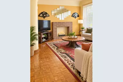 6240 S Francisco Avenue, Chicago, IL 60629 - Photo 3