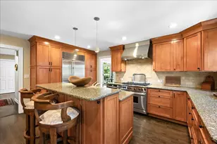 1 Regent wood Rd, Northfield, IL 60093 - Photo 17