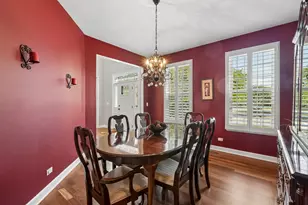 35 Oakview Ct, South Elgin, IL 60177 - Photo 9