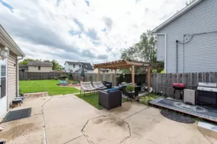 2903 W Nemesis Ave, Beach Park, IL 60087 - Photo 31