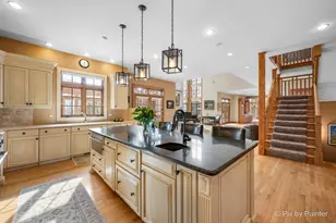 2917 Fox Knoll Ct, Johnsburg, IL 60051 - Photo 7