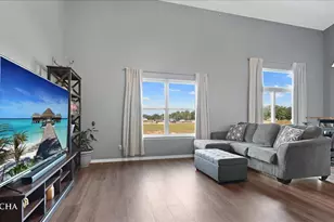 1147 Alexandria Dr, Sycamore, IL 60178 - Photo 9