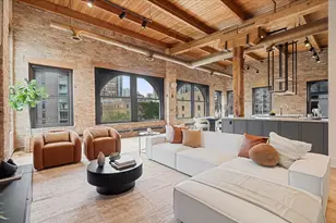 368 W Huron St, Chicago, IL 60654 - Photo 3