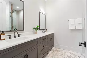 368 W Huron St, Chicago, IL 60654 - Photo 27