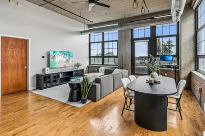 [Address not provided], Chicago, IL 60618 - Photo 9
