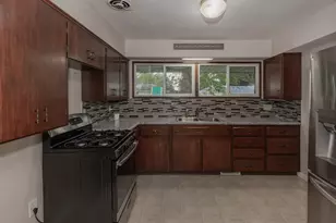 533 N Florence St, Geneseo, IL 61254 - Photo 11