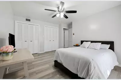9812 S Karlov Avenue #4D, Oak Lawn, IL 60453 - Photo 17