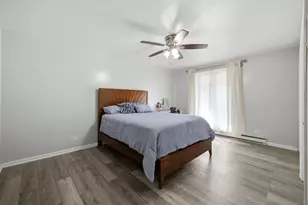 9812 S Karlov Ave, Oak Lawn, IL 60453 - Photo 13