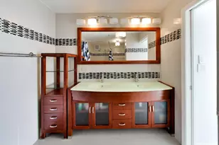 655 W Irving Park Rd, Chicago, IL 60613 - Photo 13