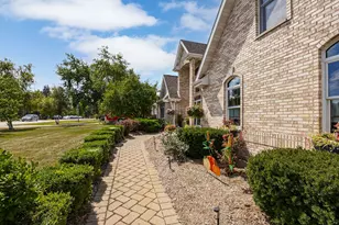 12110 Pine Ave, Lemont, IL 60439 - Photo 7