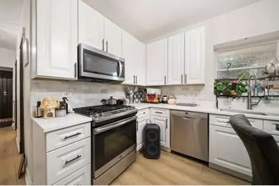 5344 W Drummond Place, Chicago, IL 60639 - Photo 7