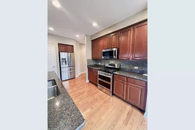 742 Summit Lane, Vernon Hills, IL 60061 - Photo 5