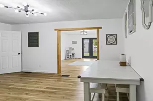 742 N Reel Ave, Salem, IL 62881 - Photo 13
