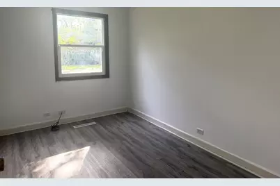 16775 Artesian Avenue, Hazel Crest, IL 60429 - Photo 5