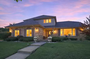 8524 Golfview Dr, Orland Park, IL 60462 - Photo 39