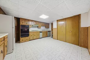 8524 Golfview Dr, Orland Park, IL 60462 - Photo 29