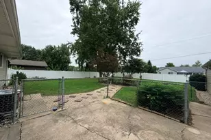 2636 N Osage Dr, Bourbonnais, IL 60914 - Photo 27