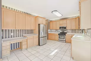 10802 Michigan Dr, Spring Grove, IL 60081 - Photo 7