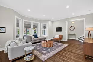 1726 W Jarvis Ave, Chicago, IL 60626 - Photo 9