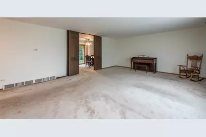 719 Hillside Avenue, Antioch, IL 60002 - Photo 11