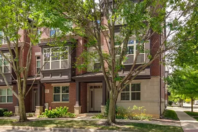 726 Summit Lane, Vernon Hills, IL 60061 - Photo 1